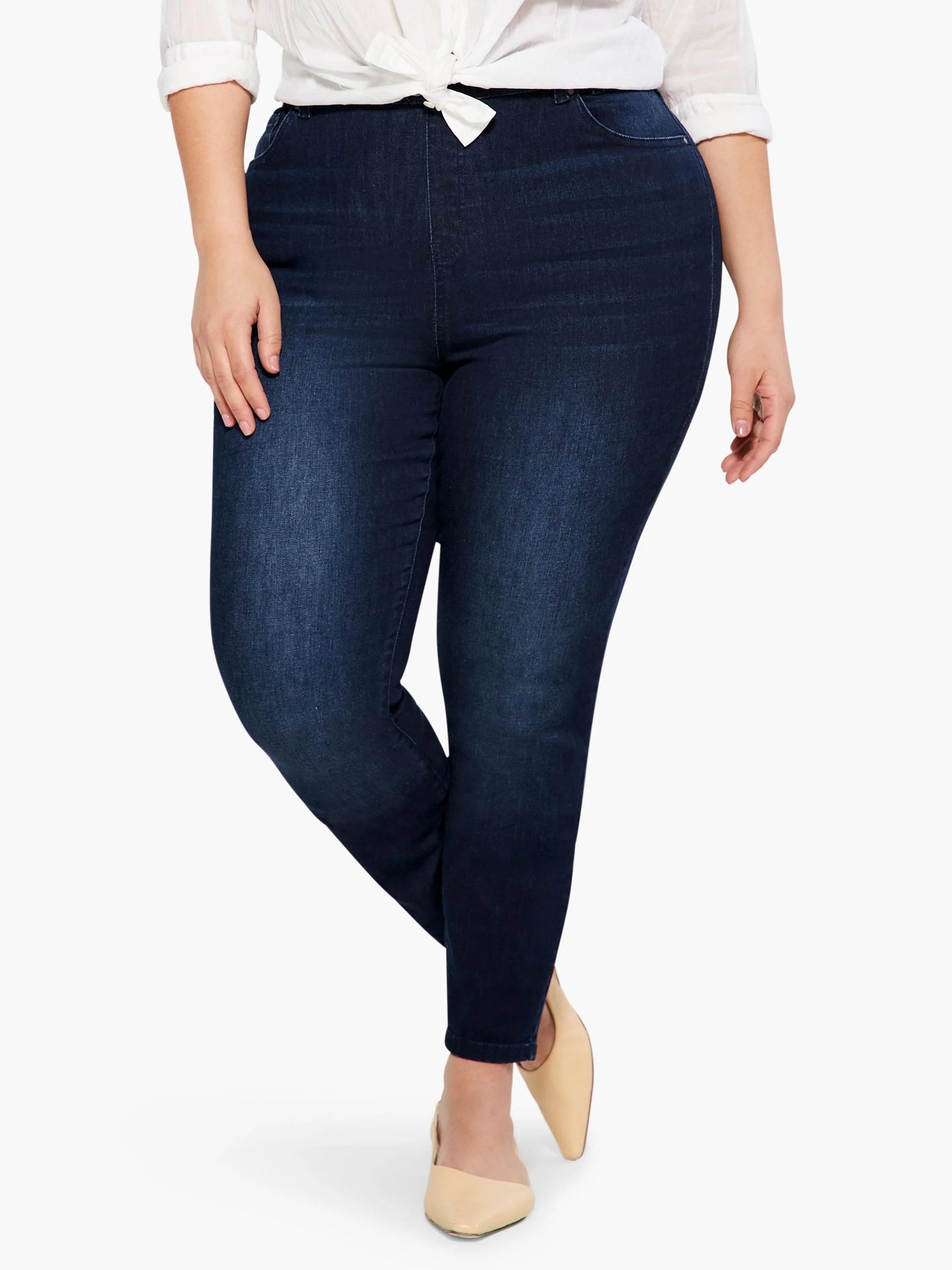 Studio Slim Ankle Jeans
