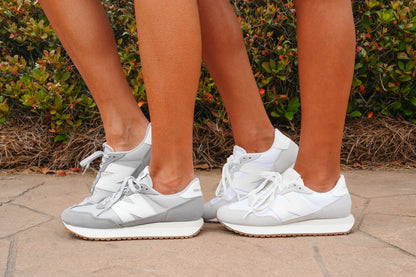 Women's New Balance 237 Sneaker