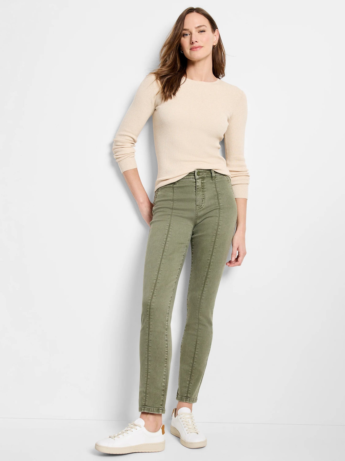 Daytrip Straight Carpenter Ankle Jeans