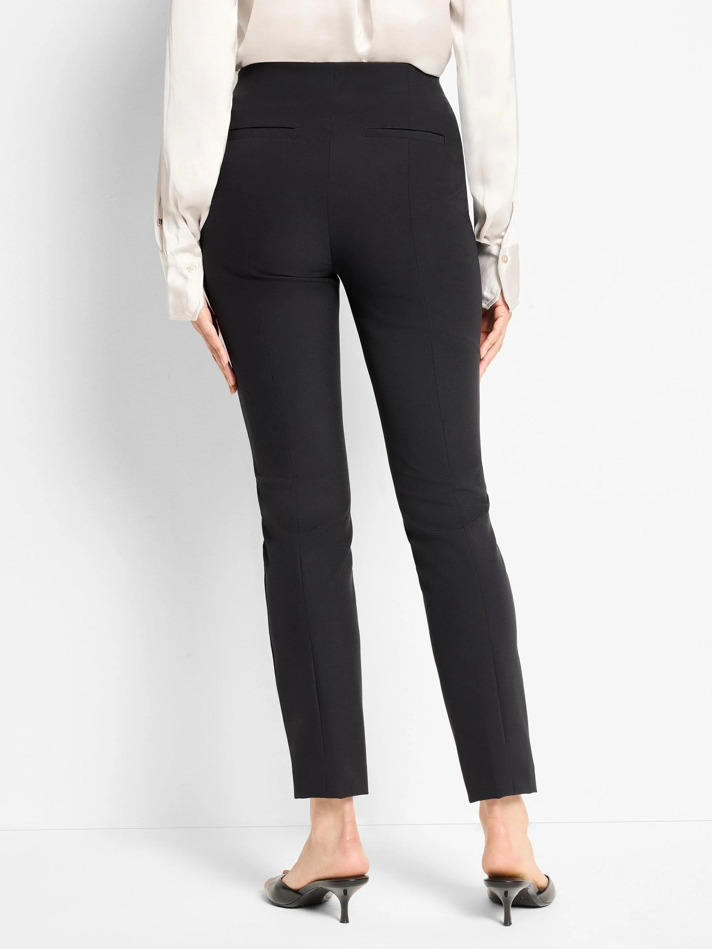 Newbury Slim Nylon Span Ankle Pant
