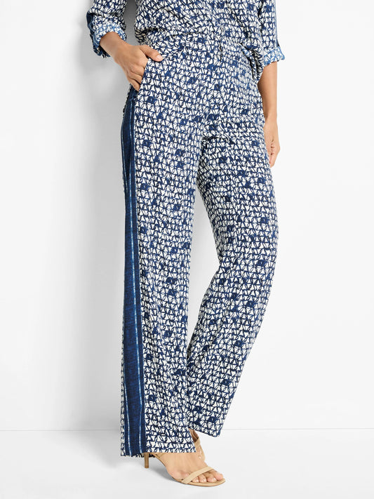 Etched Angles Wide-Leg Pant