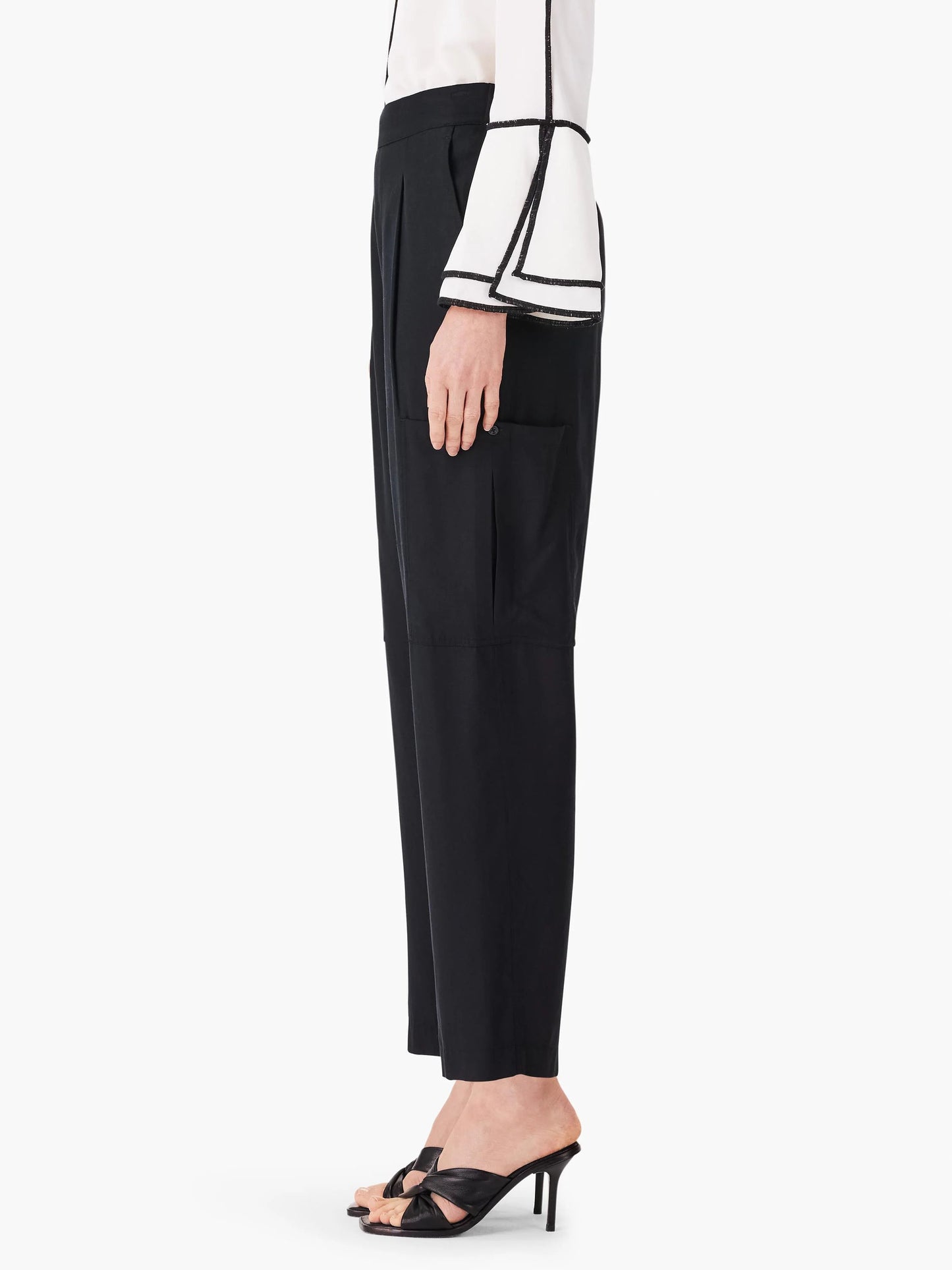 Refined Cargo Relaxed Pant