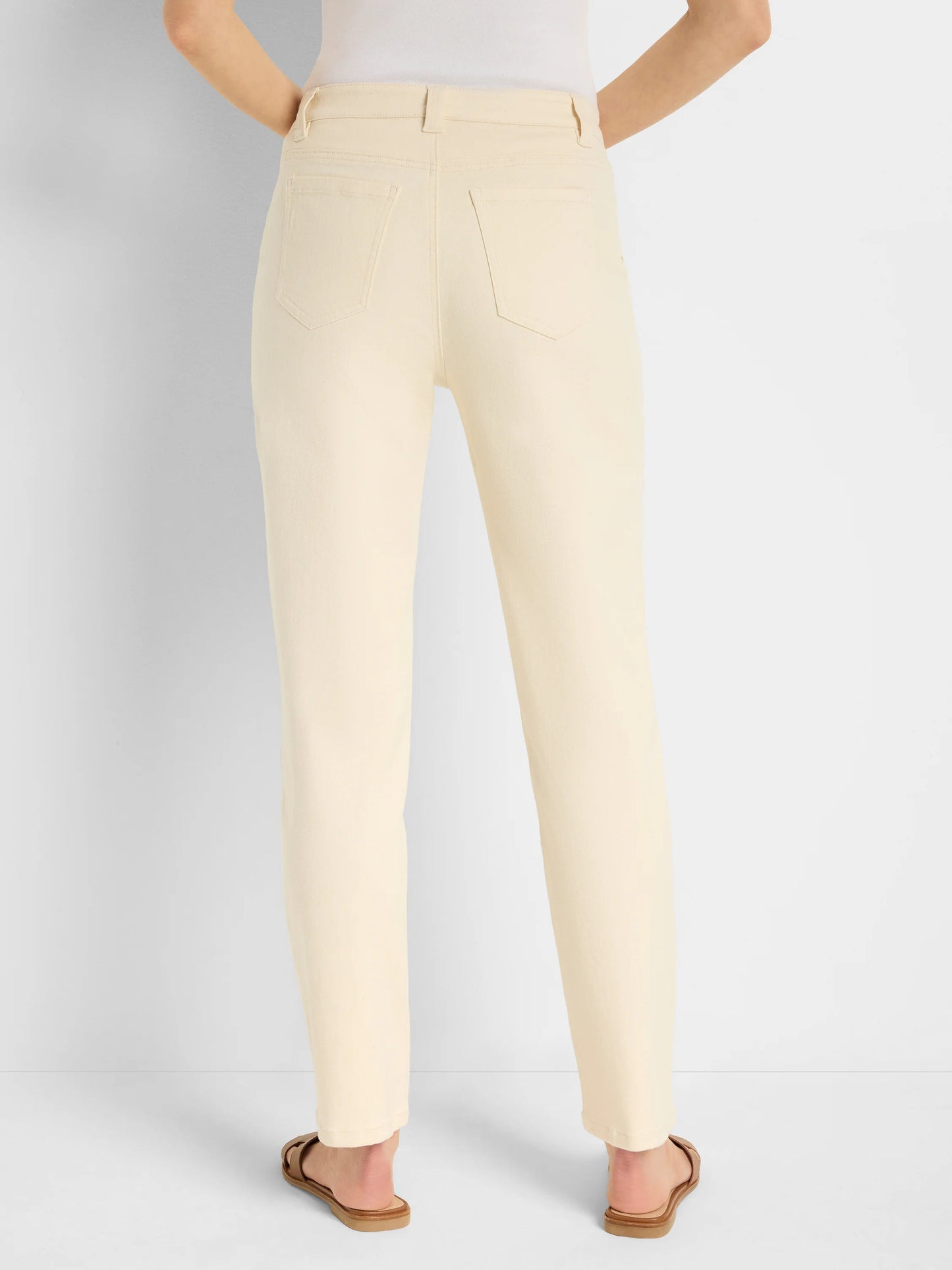 Maker Relaxed Straight Ankle Jeans